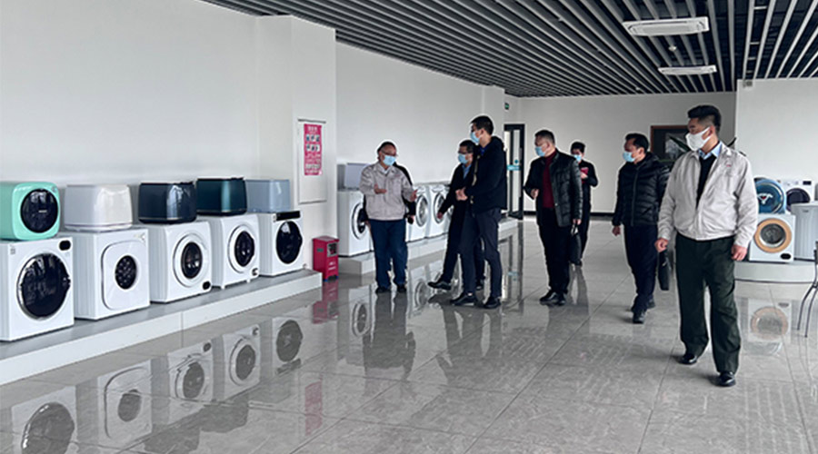 分享交流！鶴山市領(lǐng)導(dǎo)以及書記一同到訪金環(huán)電器