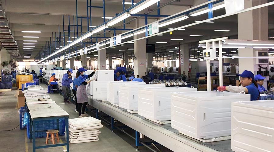 專業(yè)且專注！裝配車(chē)間開(kāi)展客戶松下滾筒衣服烘干機(jī)生產(chǎn)