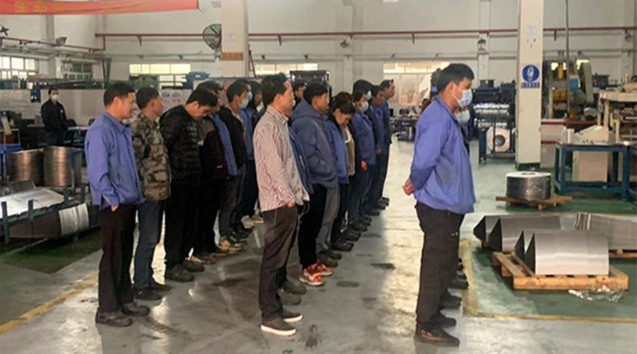 保健康 趕生產(chǎn)！金環(huán)電器早會(huì)叮囑員工注意防疫