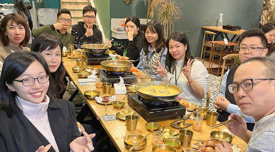 寒冬暖心！金環(huán)電器銷售部組織火鍋團(tuán)建沖刺2022