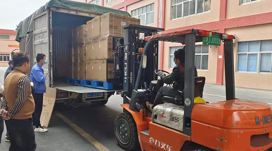 加急生產(chǎn)順利出貨！緩解客戶(hù)節(jié)后衣服干衣機(jī)庫(kù)存不足問(wèn)題